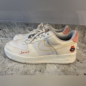 Womens size 8.5 Nike Air Force Low Rock N Roll Peace White pink yellow shoes
